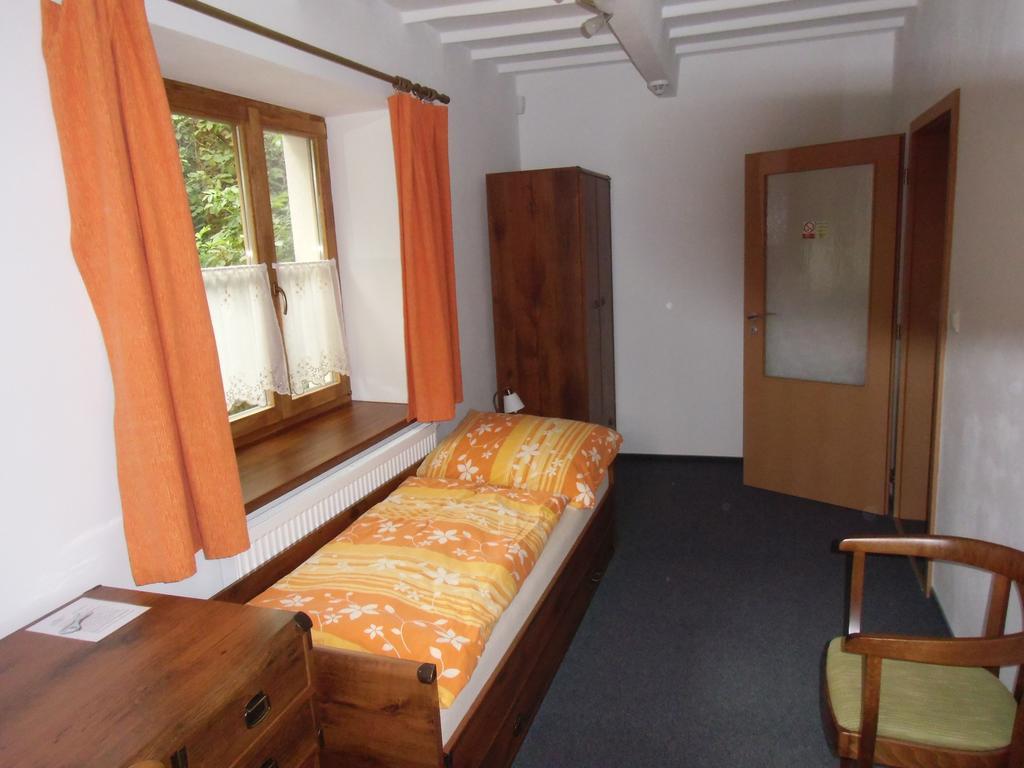 Penzion Pod Zámkem Zruc nad Sazavou Zimmer foto