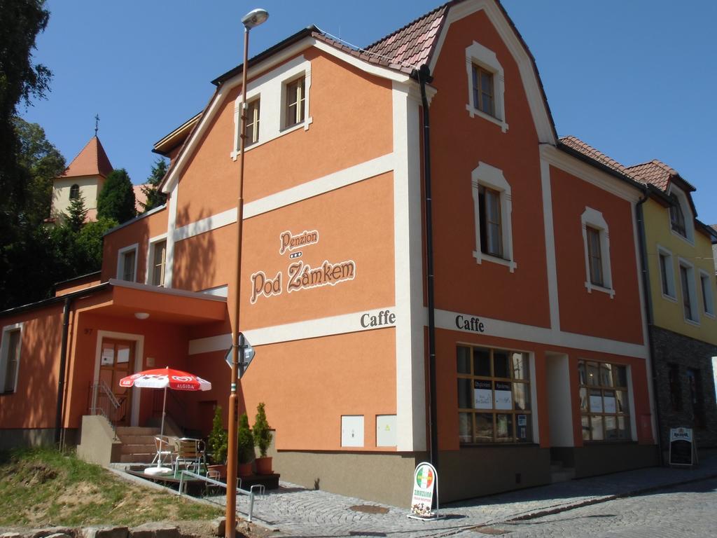 Penzion Pod Zámkem Zruc nad Sazavou Exterior foto